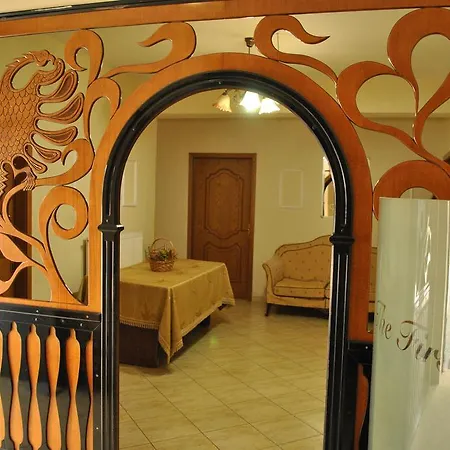 The First Отель Гирокастра