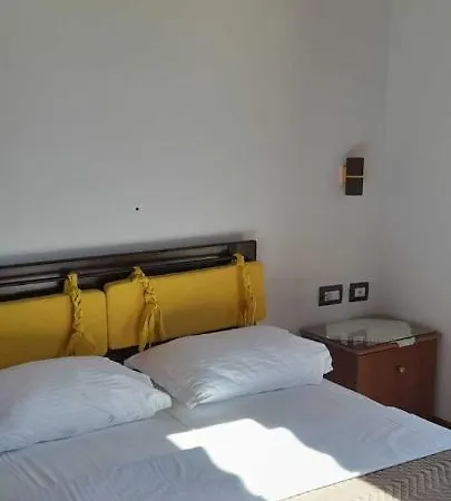 Hotel The First 3*