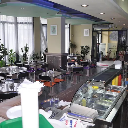 The First 3* Gjirokastra